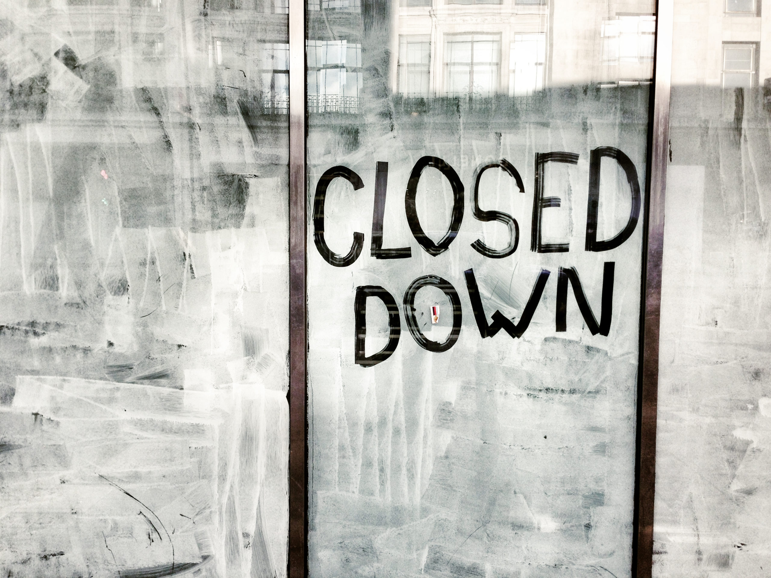 Can you close the window. Close down. closed и closed down. close it. shop is closed.